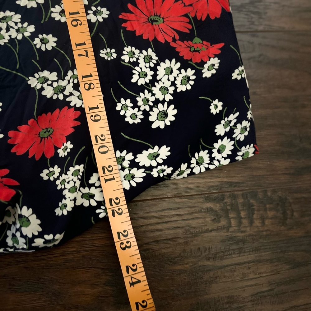 Madewell Hillside Daisy Tie Front Floral Short Sleeve Top Size M - Picture 8 of 8